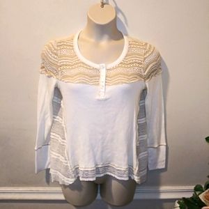 Sundance Ivory & Tan Lace Yrimmed High-Low Hem Thermal Top